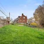 Open Floor Spacious Home, 15Min From Downtown, Private Garage, Kids Friendly