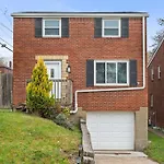 Open Floor Spacious Home, 15Min From Downtown, Private Garage, Kids Friendly